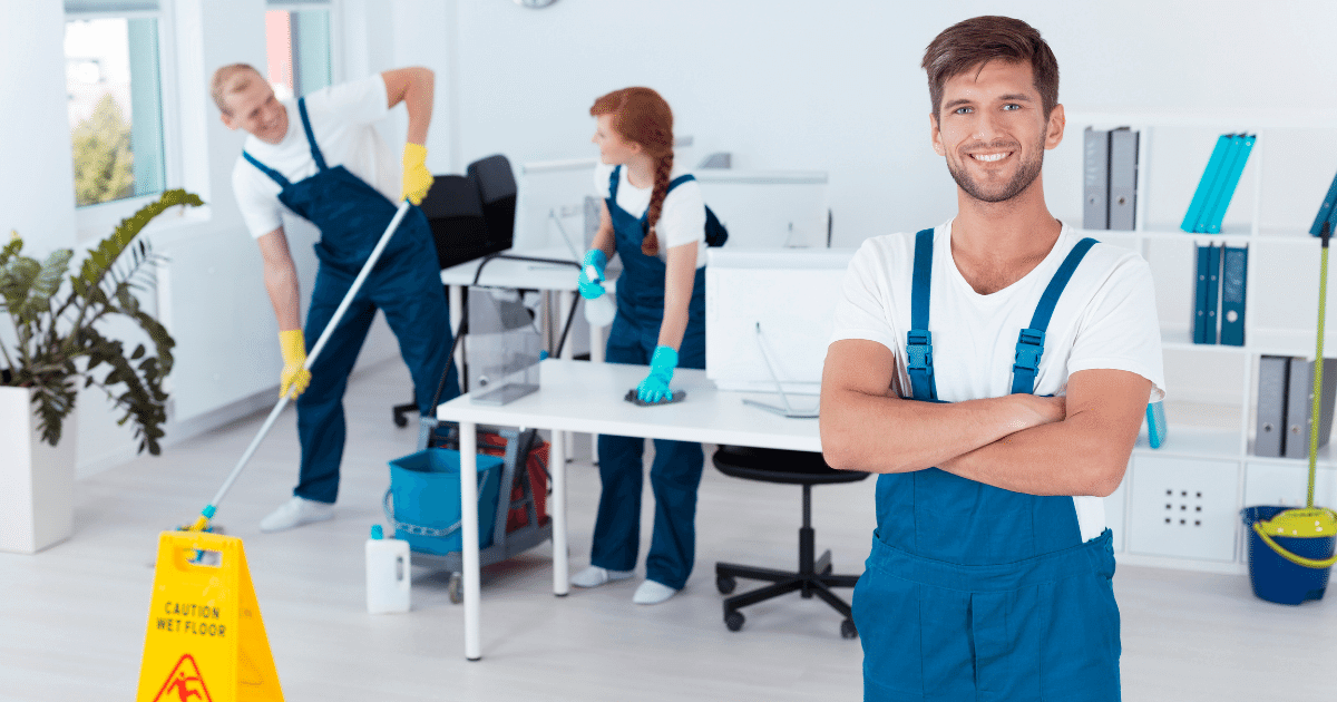 Работа в Польше для белорусов: требования, поиск, вакансии.