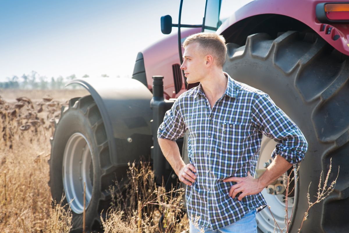 Тракторист — экскаваторщик