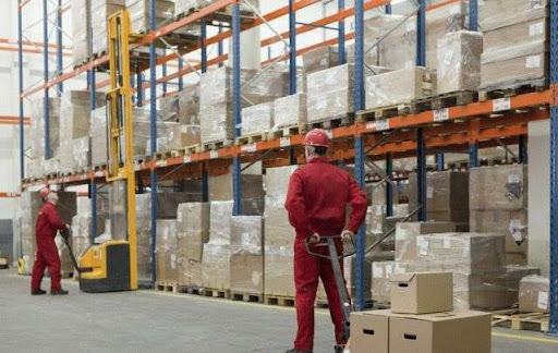 Грузчик в продуктовый магазин